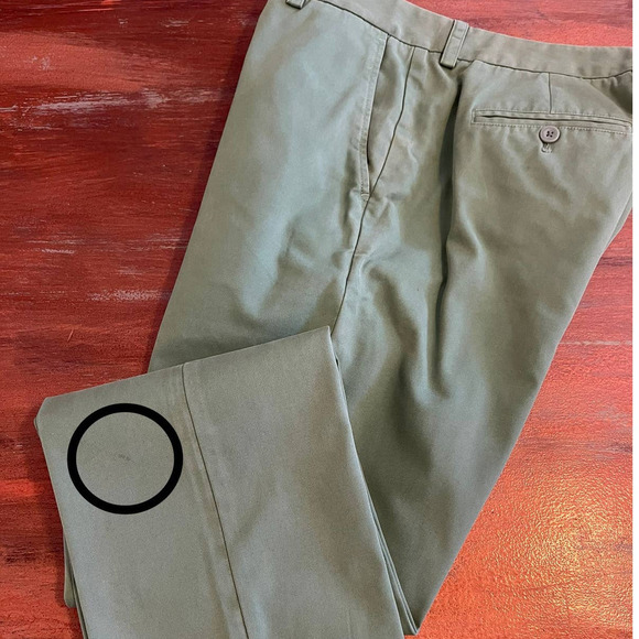 Vineyard Vines Men's Flat Front Chino Pants Sz 35x32 - Picture 3 of 7